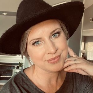 Meet your Posher, Angel